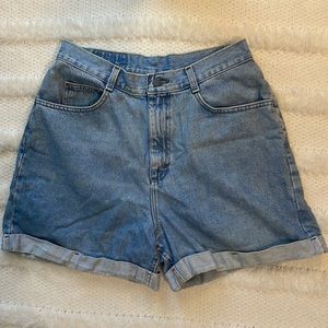 Riders Lee Jean shorts high waisted women’s size 10 12